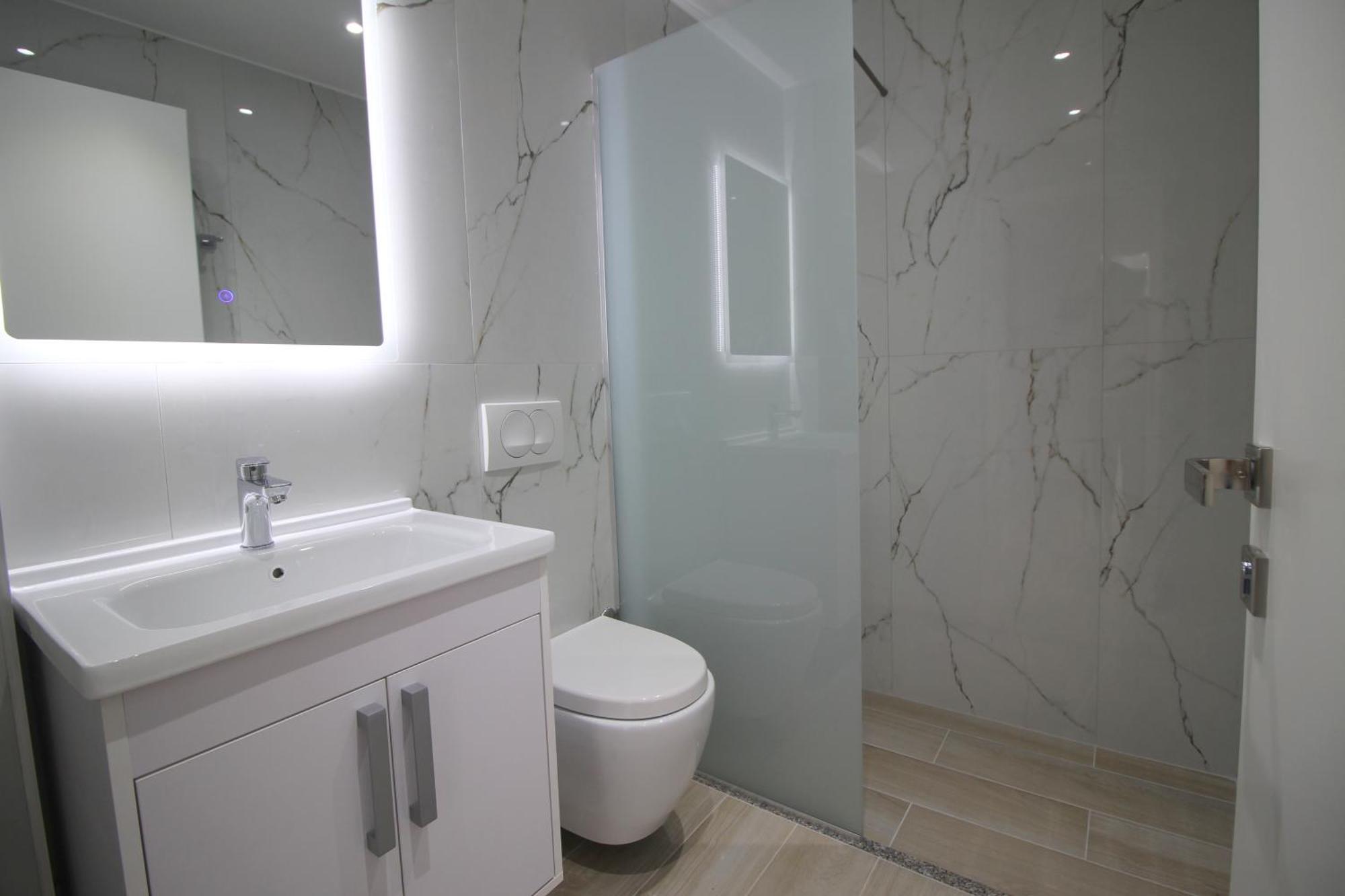 Moonshine Hotel Ксамил Екстериор снимка